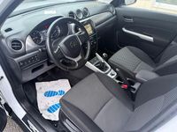 Gebraucht Suzuki Vitara Comfort 120 PS (88 kW) 2015 Weiß SUV