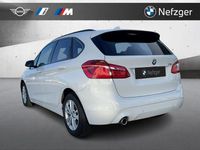 Gebraucht BMW 218 Active Tourer Advantage 140 PS (102 kW) 2019 Weiss Van / Kleinbus