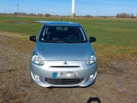 Gebraucht Mitsubishi Space Star 71 PS (52 kW) 2014 Silber Van / Kleinbus