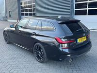 Gebraucht BMW 330 Executive 258 PS (189 kW) 2019 Schwarz Kombi