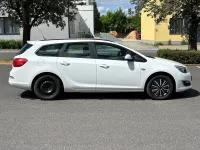 Gebraucht Opel Astra Selection 110 PS (80 kW) 2013 Weiß Kombi