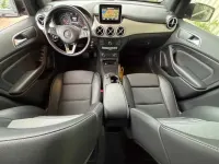 Gebraucht Mercedes B180 122 PS (89 kW) 2016 Kosmosschwarz Van / Kleinbus