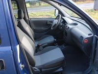 Usata Opel Combo 75 CV (55 kW) 2009 Blu Monovolume