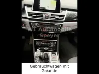 Gebraucht BMW 218 Active Tourer Sport Line 136 PS (100 kW) 2017 Rot Van / Kleinbus