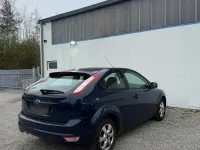 Second-hand Ford Focus 102 CP (75 kW) 2010 Albastru Coupe