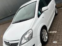 Gebraucht Opel Zafira 125 PS (91 kW) 2012 Weiß Van / Kleinbus
