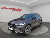 Gebraucht Volvo XC60 R-Design 235 PS (172 kW) 2021 Platinum grey metallic SUV