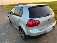 Gebraucht VW Golf IV 102 PS (75 kW) 2004 Silber Limousine