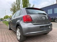 Gebraucht VW Polo Trendline 69 PS (50 kW) 2012 Grau Kleinwagen