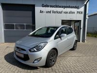 Gebraucht Hyundai ix20 Edition 105 PS (77 kW) 2014 Sleek silver Kleinwagen