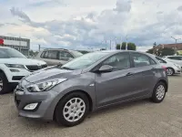 Gebraucht Hyundai i30 99 PS (72 kW) 2013 Grau Limousine