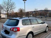 Gebraucht VW Passat 140 PS (102 kW) 2010 Grau Kombi