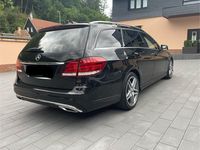 Gebraucht Mercedes E350 252 PS (185 kW) 2013 Schwarz Kombi