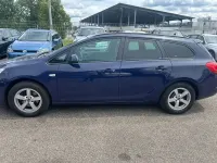Gebraucht Opel Astra Edition 110 PS (80 kW) 2014 Blau Kombi