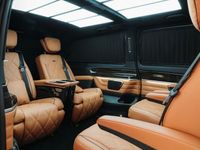 Gebraucht Mercedes V300 237 PS (174 kW) 2024 Schwarz Van / Kleinbus