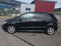 Gebraucht Mercedes B200 136 PS (100 kW) 2009 Schwarz Van / Kleinbus