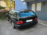 Gebraucht Mercedes E320 236 PS (173 kW) 2002 Schwarz Kombi
