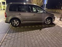 Usata VW Touran Trendline 140 CV (102 kW) 2007 Grigio Monovolume