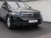 Gebraucht VW Touareg 231 PS (169 kW) 2021 Deep black perleffekt SUV