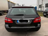 Gebraucht Mercedes E220 Avantgarde 170 PS (125 kW) 2011 Schwarz Kombi
