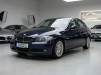 Gebraucht BMW 325 Sport Line 218 PS (160 kW) 2005 Blau Limousine