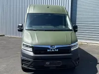Neu MAN TGE 205 PS (150 kW) 2026 Olivgrün r6003 Van