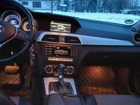 Gebraucht Mercedes C300 231 PS (169 kW) 2012 Schwarz Kombi