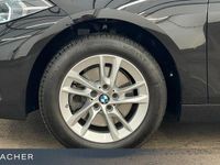 Gebraucht BMW 118 Advantage 140 PS (102 kW) 2024 Schwarz uni Kleinwagen
