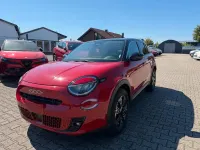 Neu Fiat 600E La Prima 114 kW (156 PS) 2026 Rot SUV