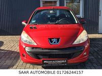 Gebraucht Peugeot 206+ Basis 60 PS (44 kW) 2012 Rot Kleinwagen