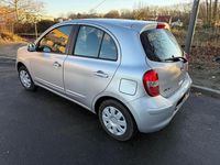 Gebraucht Nissan Micra 80 PS (58 kW) 2011 Silber Kleinwagen