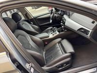 Usata BMW 520 Sport Line 190 CV (139 kW) 2017 Blu Station wagon