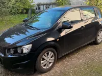 Usado Chevrolet Aveo 86 HP (63 kW) 2014 Preto Citadino