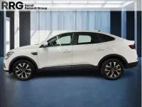 Gebraucht Renault Arkana 140 PS (102 kW) 2023 Weiß (weiss) SUV