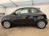 Gebraucht Fiat 500e 69 kW (95 PS) 2022 Schwarz Kleinwagen