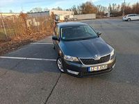 Gebraucht Skoda Rapid Ambition 90 PS (66 kW) 2014 Grün Kleinwagen
