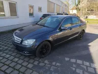 Gebraucht Mercedes C180 156 PS (114 kW) 2010 Tenoritgrau  metalliclack Limousine