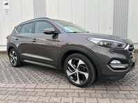 Gebraucht Hyundai Tucson Premium 185 PS (136 kW) 2016 Grau SUV