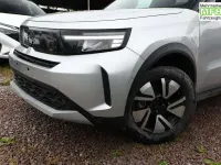 Neu Opel Frontera 145 PS (106 kW) 2026 Kristall silber metall... SUV