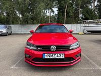 Gebraucht VW Jetta 211 PS (155 kW) 2016 Rot Limousine
