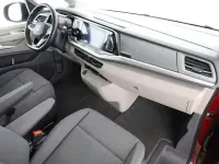 Używany VW Multivan Life 204 KM (150 kW) 2024 Czerwony Minivan