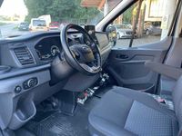 Gebraucht Ford Transit Trend 131 PS (96 kW) 2020 Blazerblau Kombi