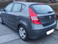 gebraucht Hyundai i30 1.6 CRDi FIFA WM Edition TOP Zustand