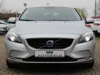 Gebraucht Volvo V40 You! 120 PS (88 kW) 2015 Silber Limousine