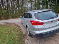 Używany Ford Focus Titanium 120 KM (88 kW) 2015 Srebrny Kombi