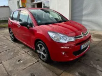 Używany Citroën C3 SELECTION 82 KM (60 kW) 2016 Czerwony Hatchback