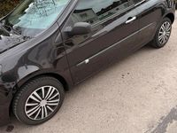 Gebraucht Renault Clio II 74 PS (54 kW) 2008 Schwarz Kleinwagen