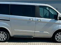 Usata Ford Tourneo 131 CV (96 kW) 2023 Argento Monovolume