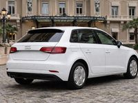 Gebraucht Audi A3 Ambiente 150 PS (110 kW) 2019 Weiß Limousine