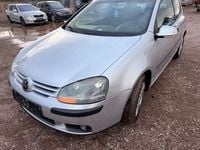 Gebraucht VW Golf V Trendline 102 PS (75 kW) 2004 Silber Kleinwagen